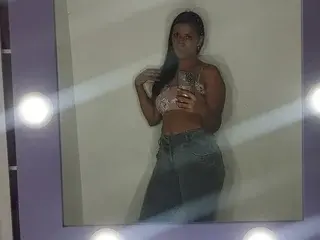 Laura_Mendosa  live sex cam