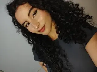 LeanaGomez  live sex cam