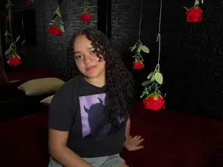 Baddie78Kamila  live sex cam