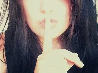 LittleMissAriaRose  live sex cam