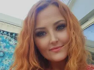 RosieRae69  live sex cam