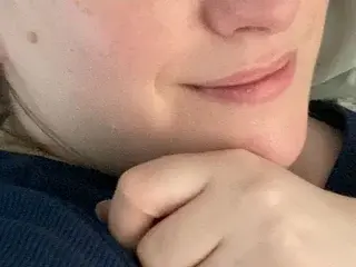 BustyMissBelle  live sex cam