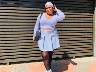 DirtyMelo  live sex cam