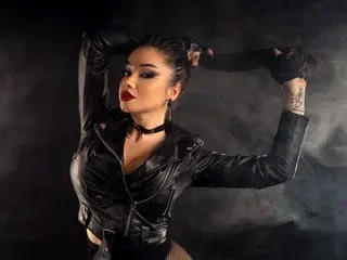 NikiBryce  live sex cam
