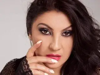 TheOneRoseGoddess  live sex cam