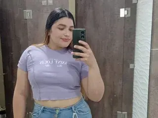Chubbykinkyygirl  live sex cam