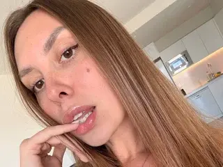 CharliMonntana  live sex cam