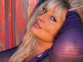 GinLustig  live sex cam