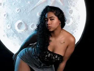 Sofiifox  live sex cam