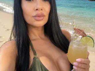 ScarlettSki  live sex cam