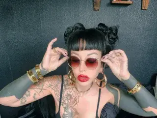 Selene_Inanna  live sex cam