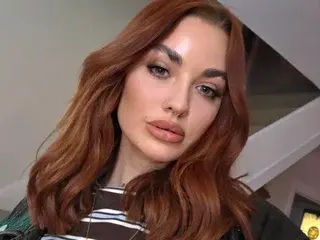 Graceyymay  live sex cam