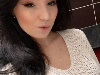 LunnaGrey  live sex cam