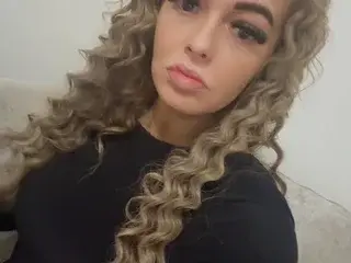 Unfaithful_bellaa  live sex cam
