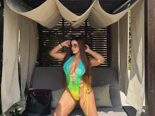 Mia_bond  live sex cam