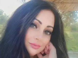LolipopLorena  live sex cam