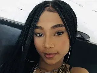 Sofia33hot  live sex cam