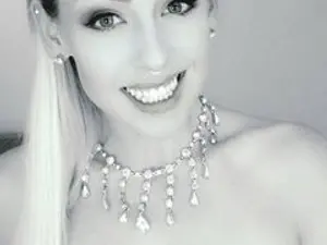 LucyLovesLemons  live sex cam