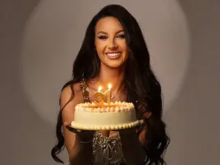 ZayaSeduce  live sex cam