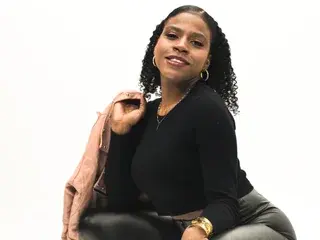 Sarahipusey  live sex cam