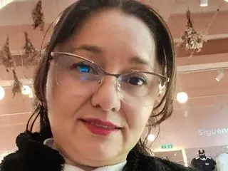 AngelRouss  live sex cam