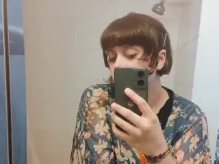 Moniqueisalovergirl  live sex cam