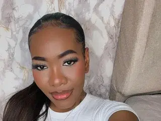Whitneyyfox  live sex cam
