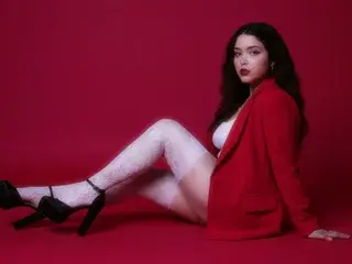 Charlottesinclair22  live sex cam