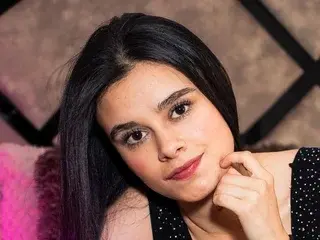 BrisaRoss  live sex cam