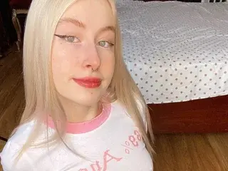 MelaniePlay  live sex cam