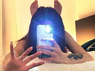 MilaFlame69  live sex cam