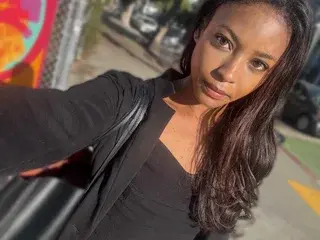 Amber_Fae  live sex cam