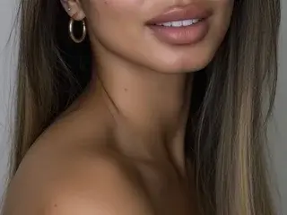 Freya_MonroeX  live sex cam