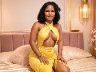CherrieHigginss  live sex cam