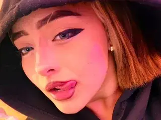 KimVelezz  live sex cam