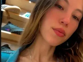 N_chaparro  live sex cam