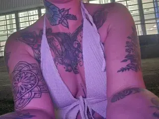 Bri_cox  live sex cam