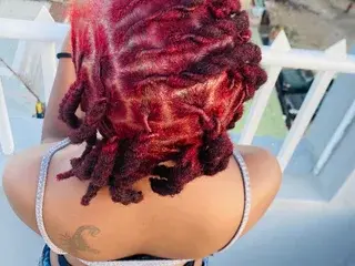 Catelya_a  live sex cam