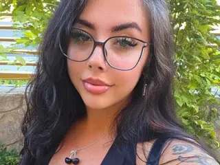 SexySe7en77  live sex cam