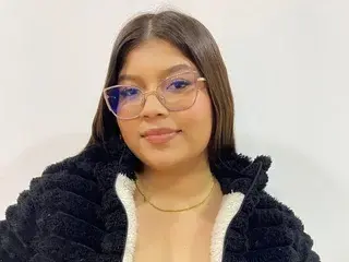 Kylie_Thompsonn  live sex cam