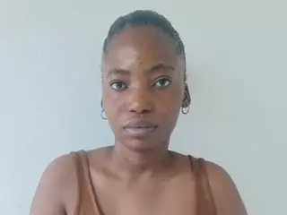 BlackHoleMari  live sex cam