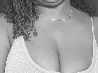 Pinklippy69  live sex cam