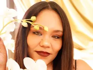 SexyPradaxx21  live sex cam