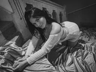 Miiaa_jones  live sex cam