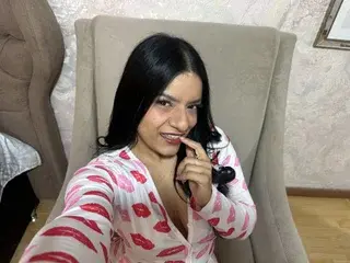 SophieSoler  live sex cam