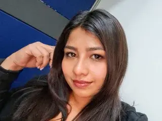 AlMALUNA  live sex cam
