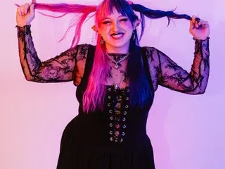 ItsMagicalMae  live sex cam