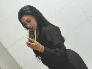 Nyra_Rose  live sex cam
