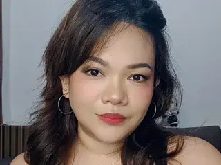 FoXxyCuRvy  live sex cam