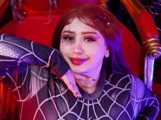 Lussyevans  live sex cam
